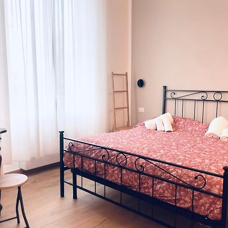 Biffi 2 - Garbatella Rooms Рим Екстер'єр фото